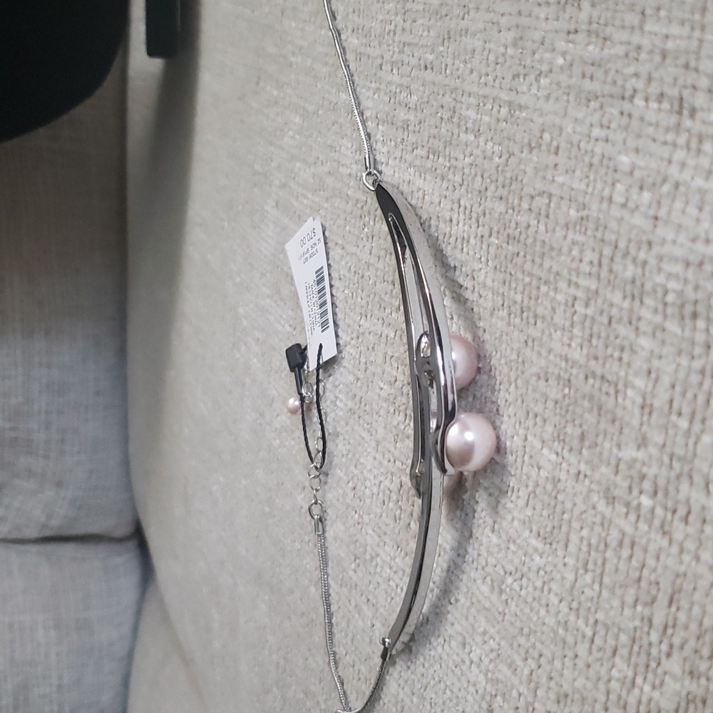 WHBM Necklace Silver Plated & Pink Pearl's + Matching earrings - Picture 10 of 14
